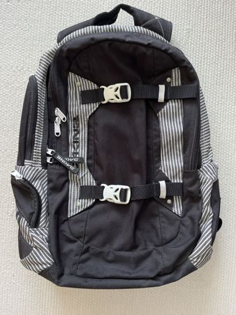 Dakine Rucksack mit Laptop Fach