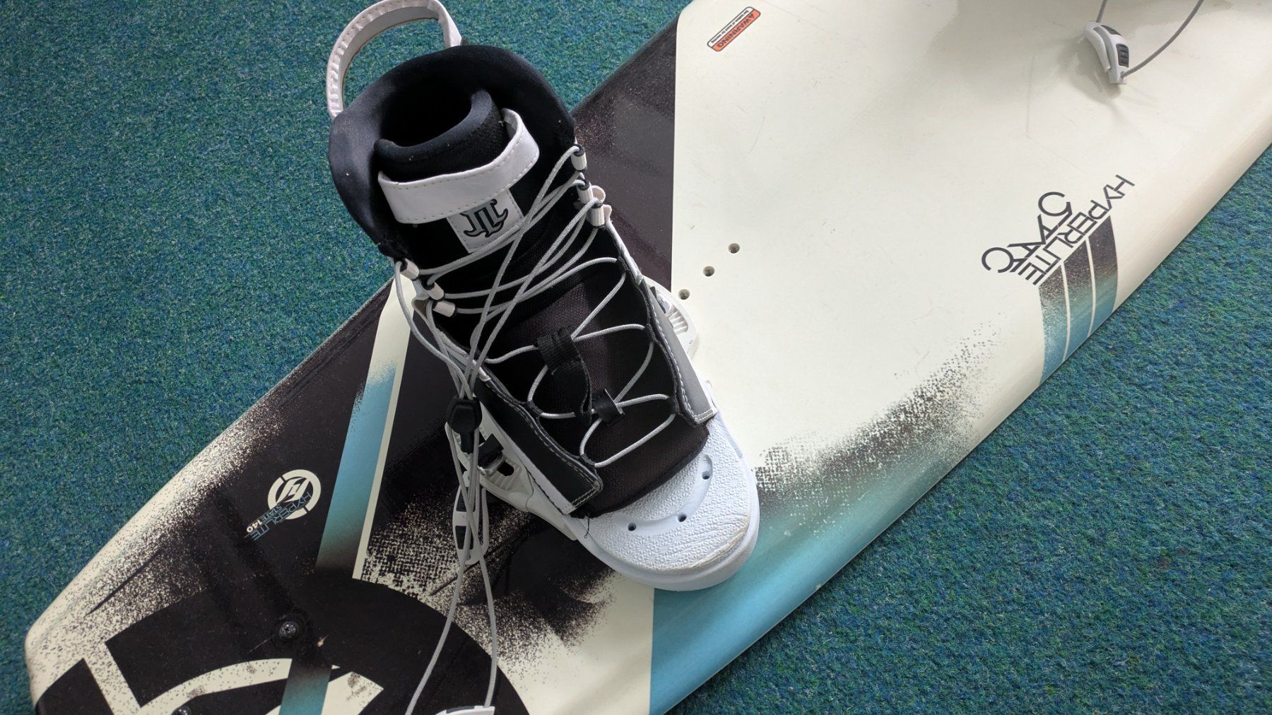Hyperlite Planches de surf: Wakeboard Hyperlite State – D'occasion à Rothrist par Brager 3