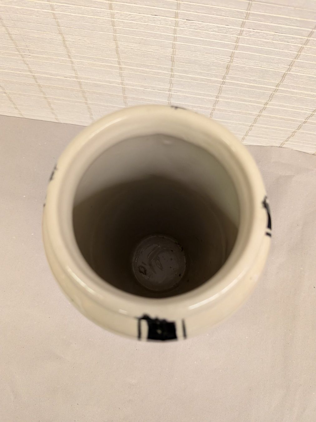 Vasi & Recipienti: Keramik Vase mit schwarzen Streifen Karomuster – Usato da Emmen venduto da magelan 1