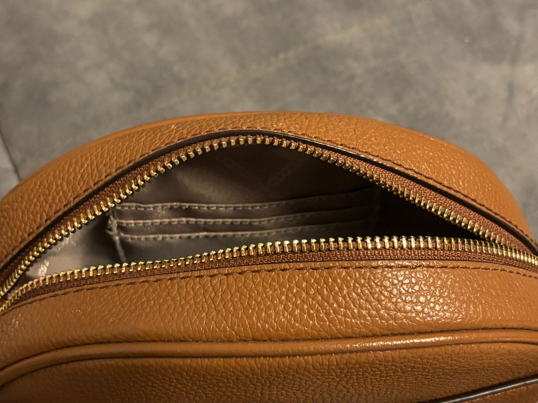 Michael Kors Borse da donna: Michael Kors Tasche - Handtasche Braun – Nuovo (secondo la descrizione) da Widnau venduto da Orca007 5