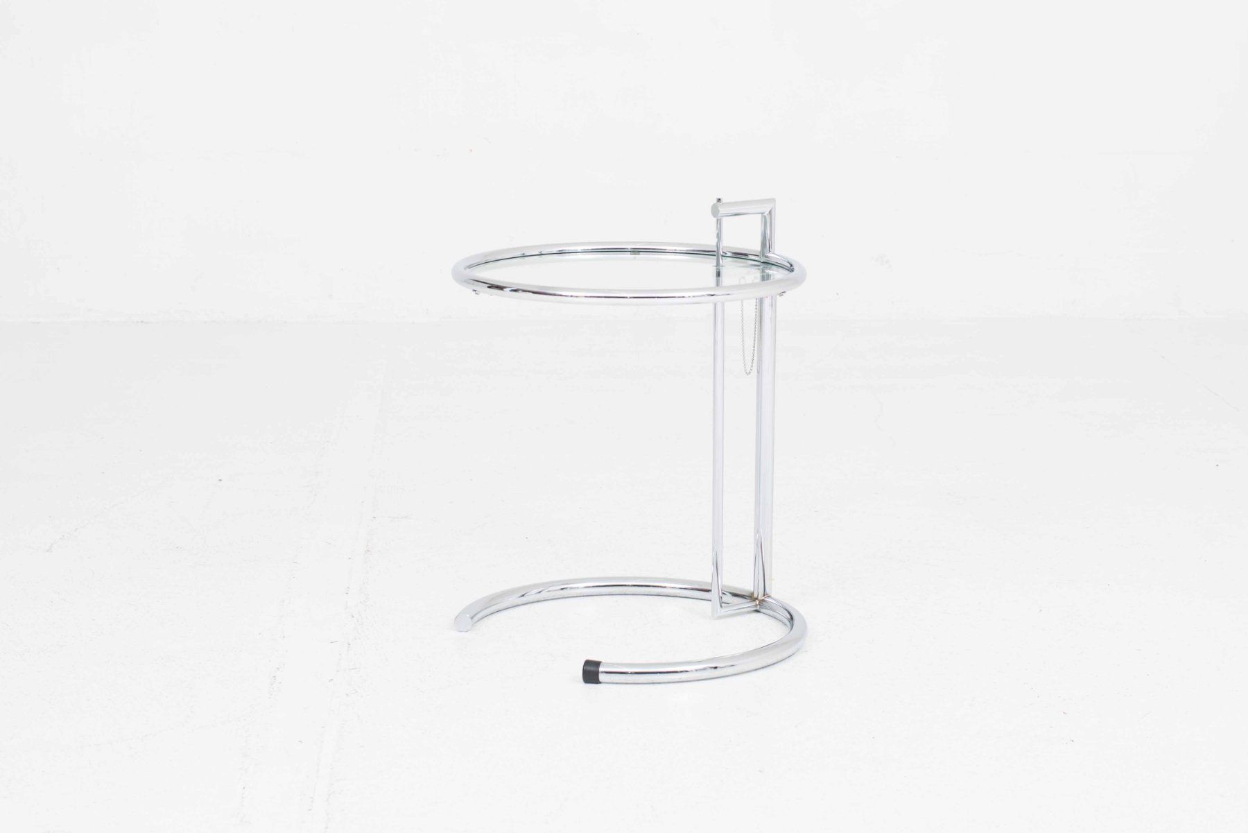 Classicon Tische: ClassiCon Adjustable Table E.1027 von Eileen Gray – Gebraucht aus Zürich von STUZH38 3