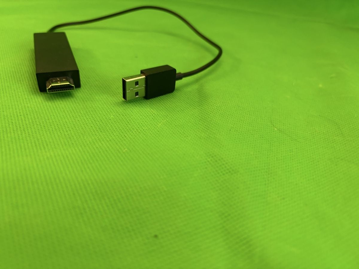 Microsoft Adattatori: Microsoft Wireless Display Adapter 4K   1628 4K – Usato da Kilchberg ZH venduto da bionicdog 1