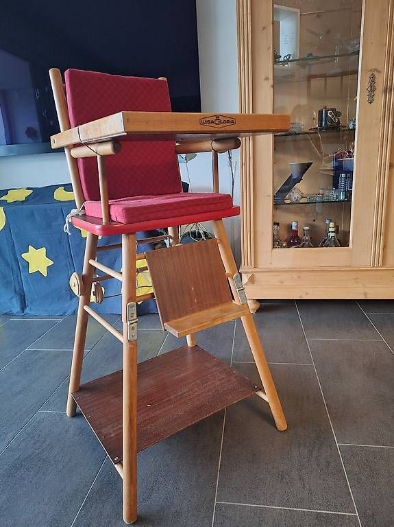 Seggioloni: Nostalgischer Kinderhochstuhl – Usato da Wimmis venduto da S.Jenni