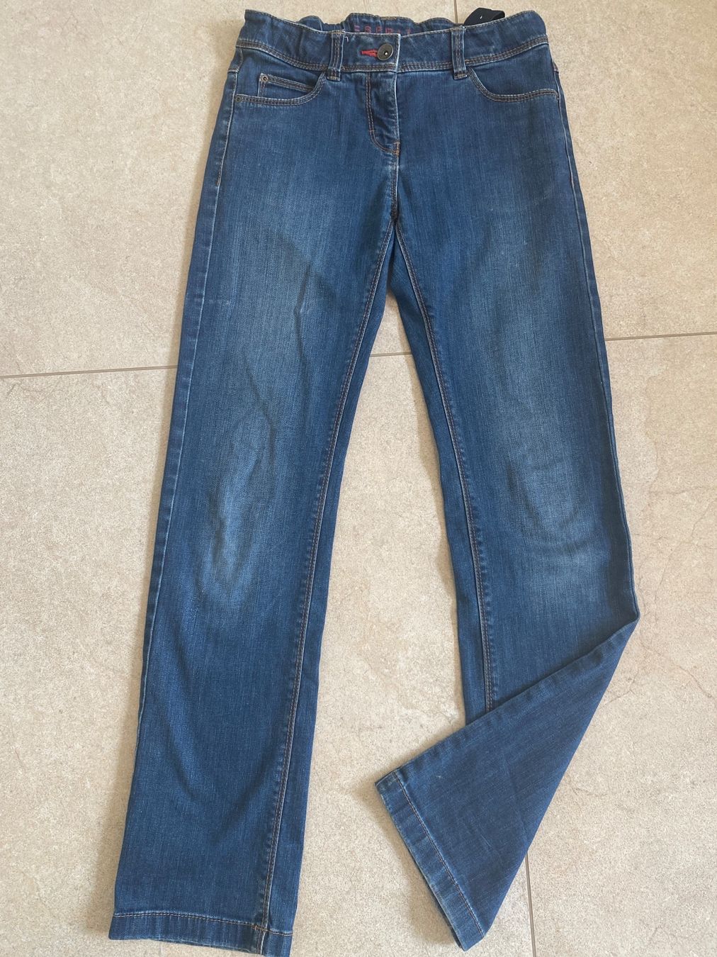 Esprit Pantaloni: Jeans Esprit Grösse 158 verstellbarer Bund Basic Teil – Usato da Allschwil venduto da Rosenfee