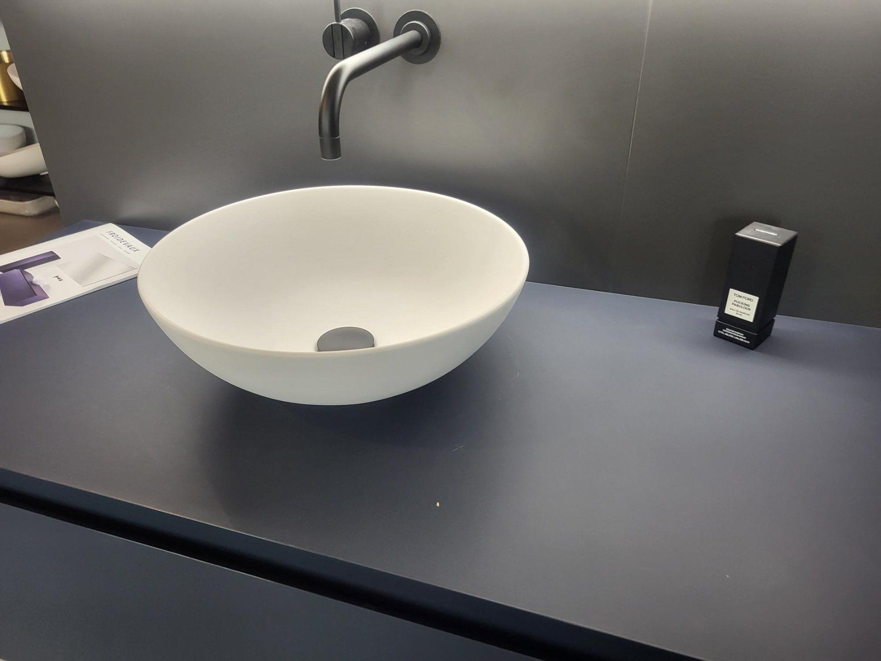 Lavabi & lavandini: Aufsatzbecken Circle Soft Glaciar White – Nuovo e nell'imballaggio originale da Küssnacht am Rigi venduto da domusinterior 1