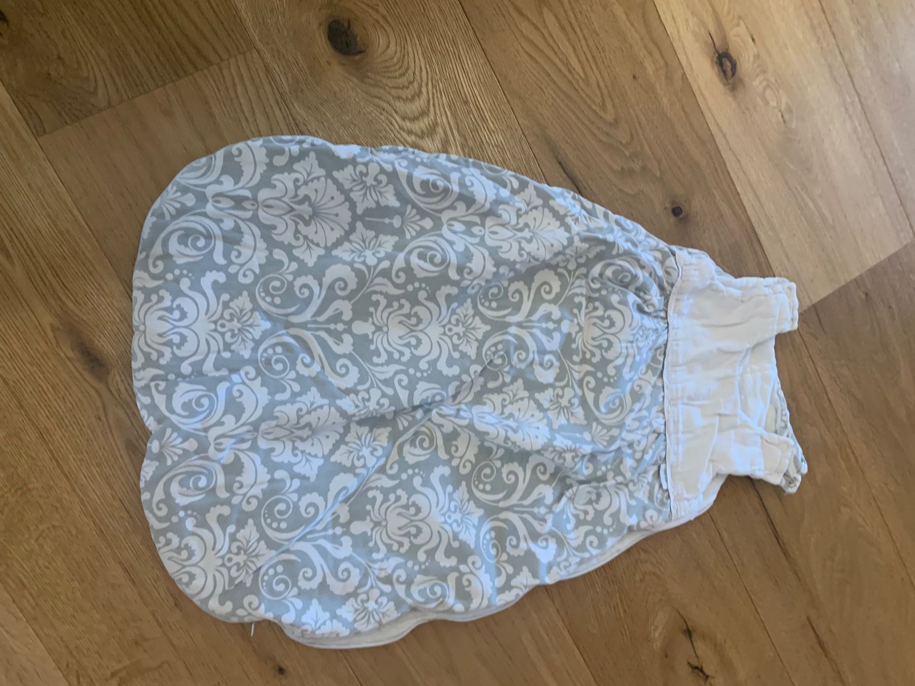 Sacchi a pelo: Schöner Babyschlafsack Gr. 62 weiss/grau Muster – Usato da Wolfhausen venduto da ladrona