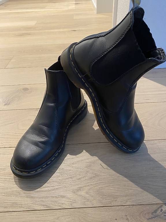 Chaussures femmes: Stiefel dr.Martens – D'occasion à Kreuzlingen par sad_h5j5 2