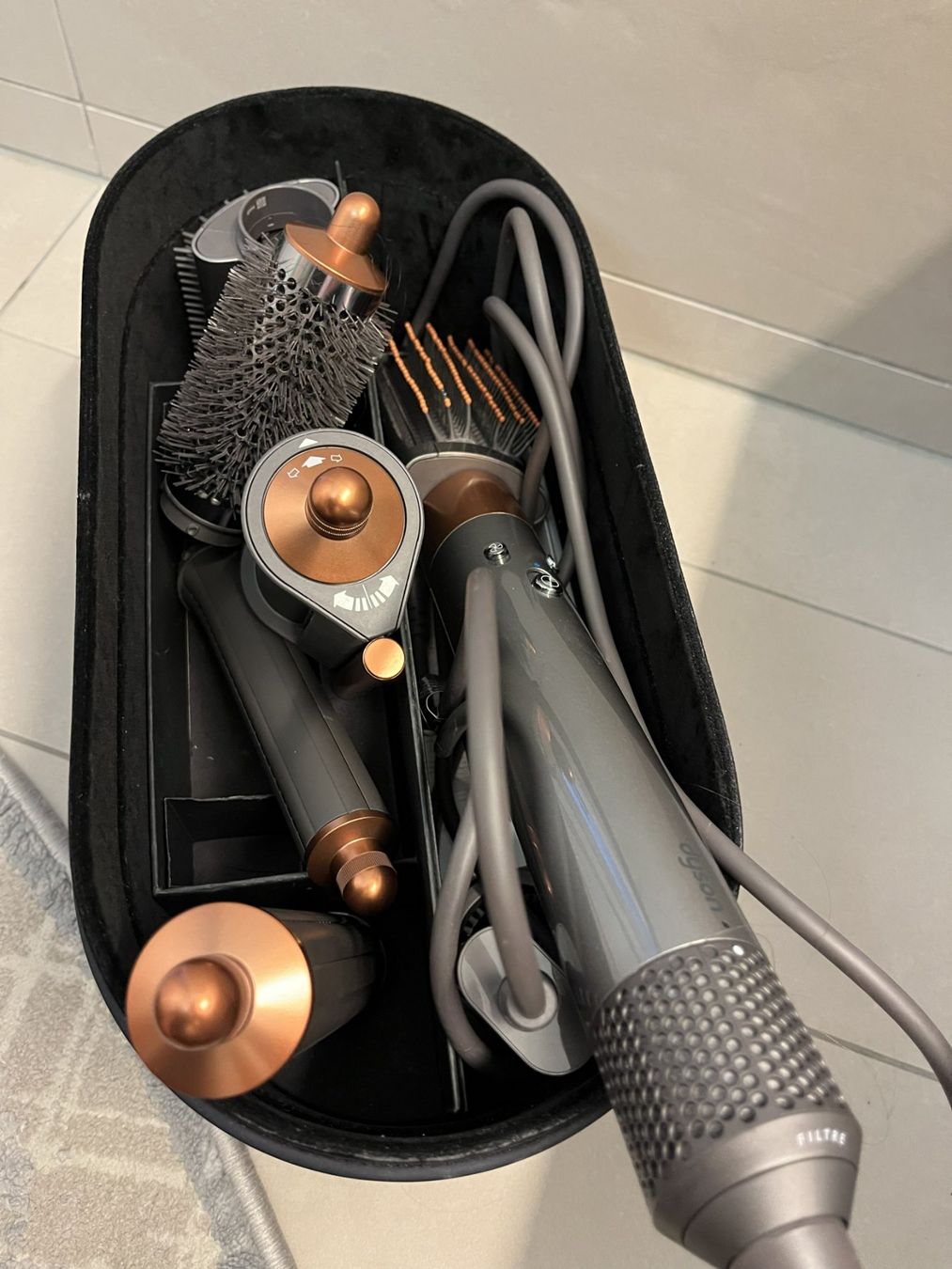 Dyson Föhn: Dyson Airwrap™ Multi-Haarstyler – Gebraucht aus Zürich von mspoerri01