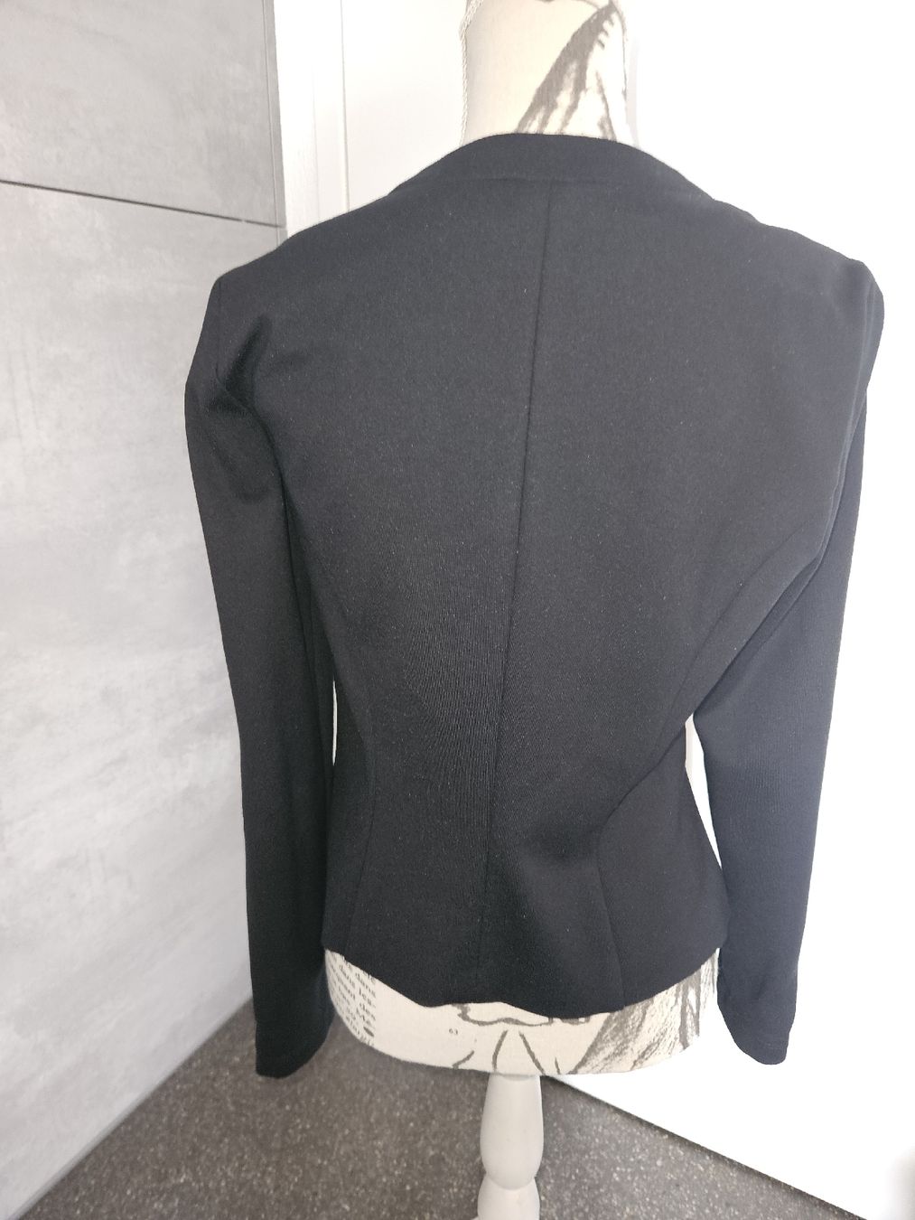 Gerry Weber Giacche: GERRY WEBER Jacke Gr. 40 Schwarz Leo Muster – Nuovo (secondo la descrizione) da Anwil venduto da tamoos 2