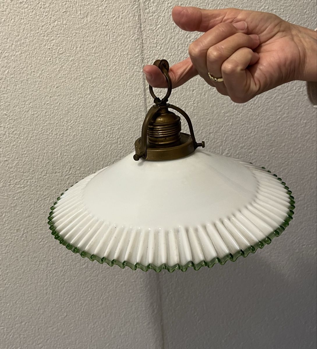 Lampenschirme: Glaslampenschirm – Gebraucht aus Jona von Merchandise