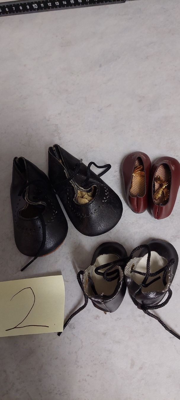 Sasha Morgenthaler Bambole: Puppenschuhe – Usato da Muri AG venduto da nindo1 6