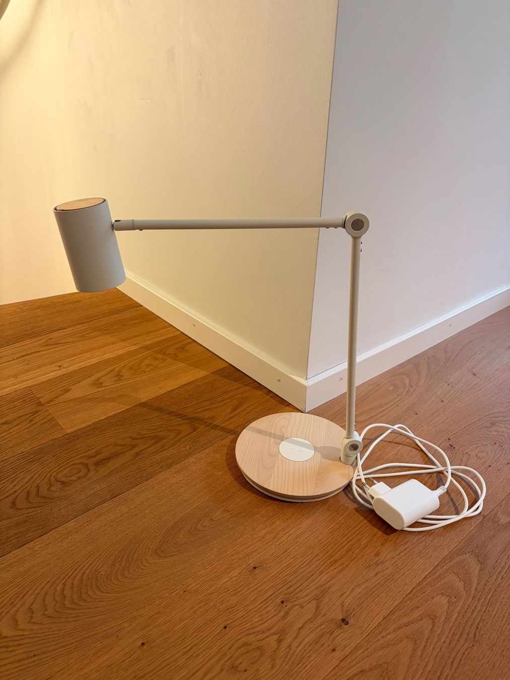 Ikea Lampade: Ikea Nachttischlampe weiss – Usato da Ebmatingen venduto da anniussi 1