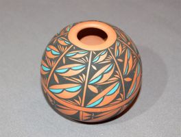 Fein gestaltetes Acoma-Indianer Keramikgefäss