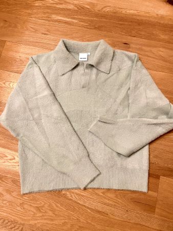 Flauschiger Pullover von Ola Kala / M / hellgrün