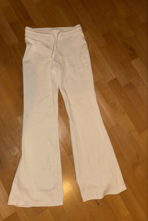Stoffhose von Zara Türkei