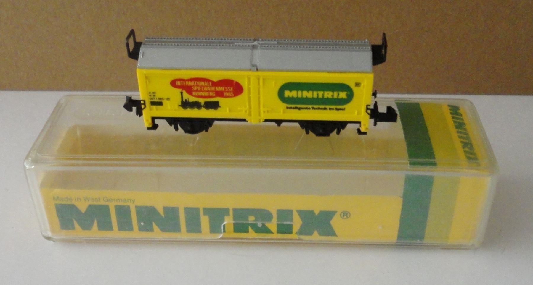 Trix Modellini di ferrovie: Hubschiebedachgüterwag.Internat.Spielwarenmesse1985 Sp.N,OVP – Nuovo e nell'imballaggio originale da zürich venduto da parts5060 6