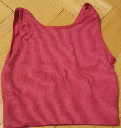 Top Sportivo Fucsia - Ideale per l'Estate e l'Allenamento