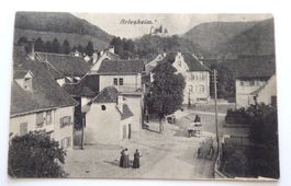 Arlesheim Hauptstrasse Richtung Dorfplatz recht belebt