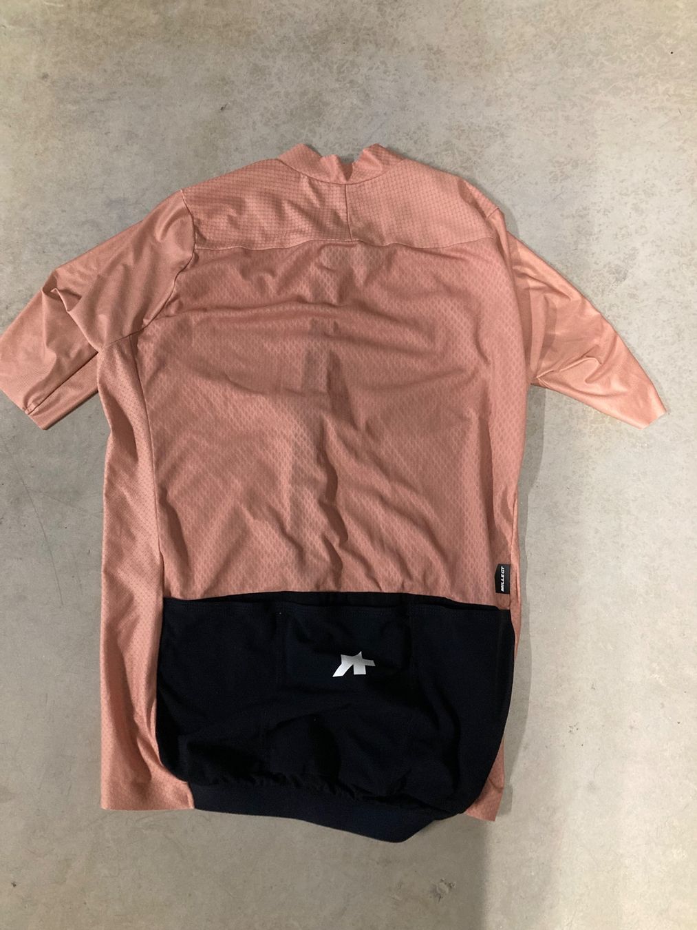 Assos Leibchen & Hosen: Assos Radtrikot, Grösse M – Gebraucht aus Tumegl/Tomils von meloni12 1
