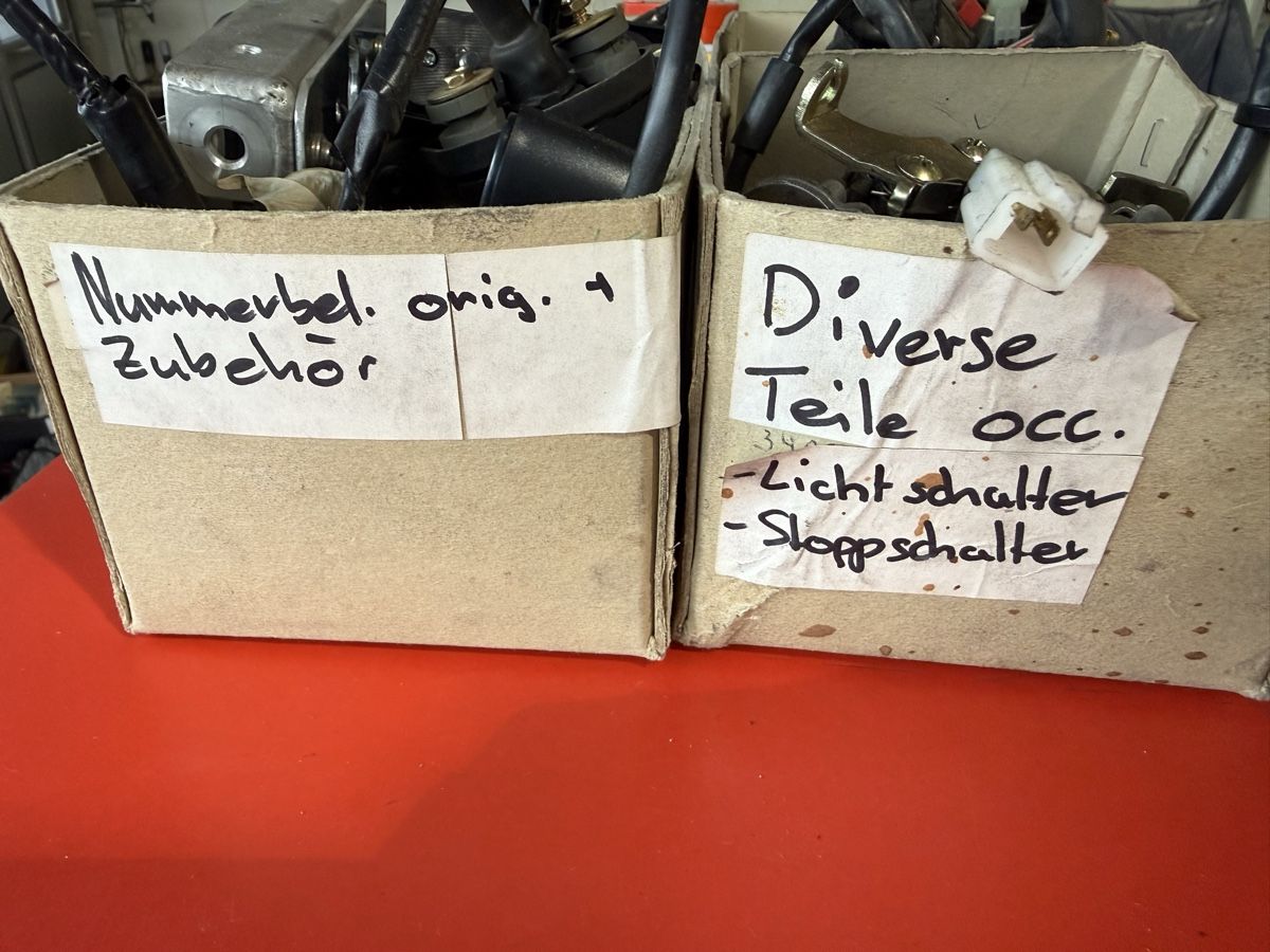 Alle Motorradersatzteile: Bastler Ersatzteile Motorrad, Töffli – Gebraucht aus Buochs von 18-84 1