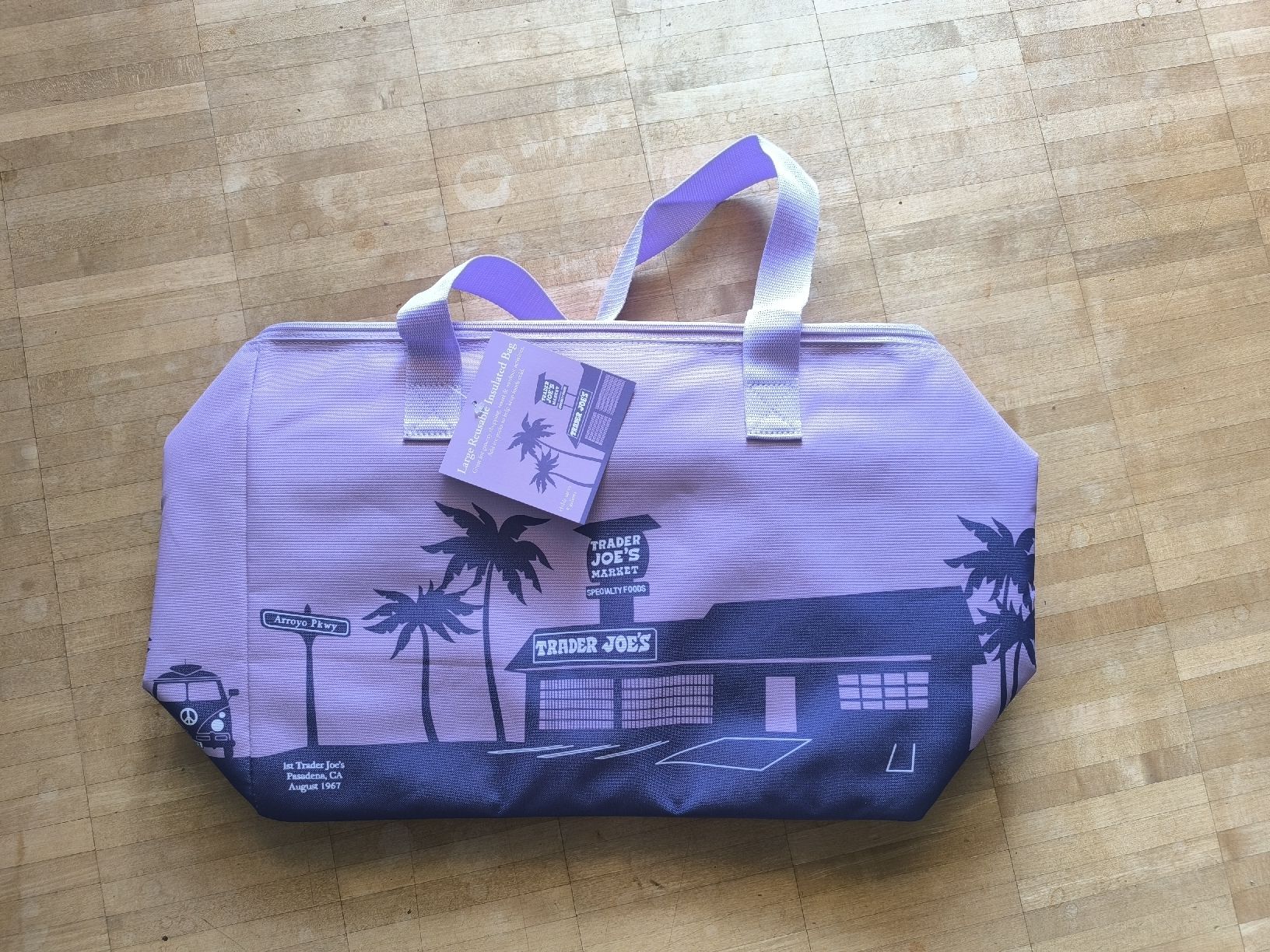 Sacs: KühlTasche Trader Joe's lila Gross – Neuf avec emballage d'origine à Zürich par Gatsby1
