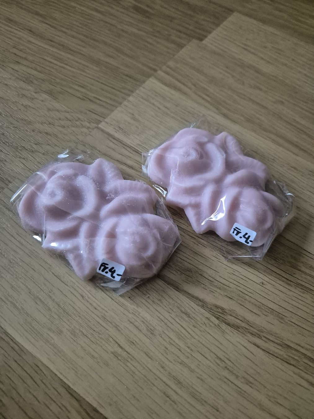 Doccia: 2 Handgemachte Rosen-Seife – Nuovo (secondo la descrizione) da Langenthal venduto da Polarisstern