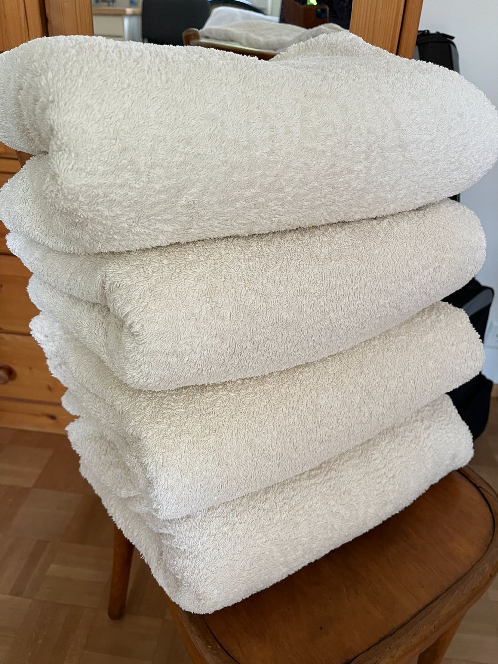 Teli da bagno: Frottéetücher aus Praxisbestand – Usato da Männedorf venduto da Chorherrenwein 2