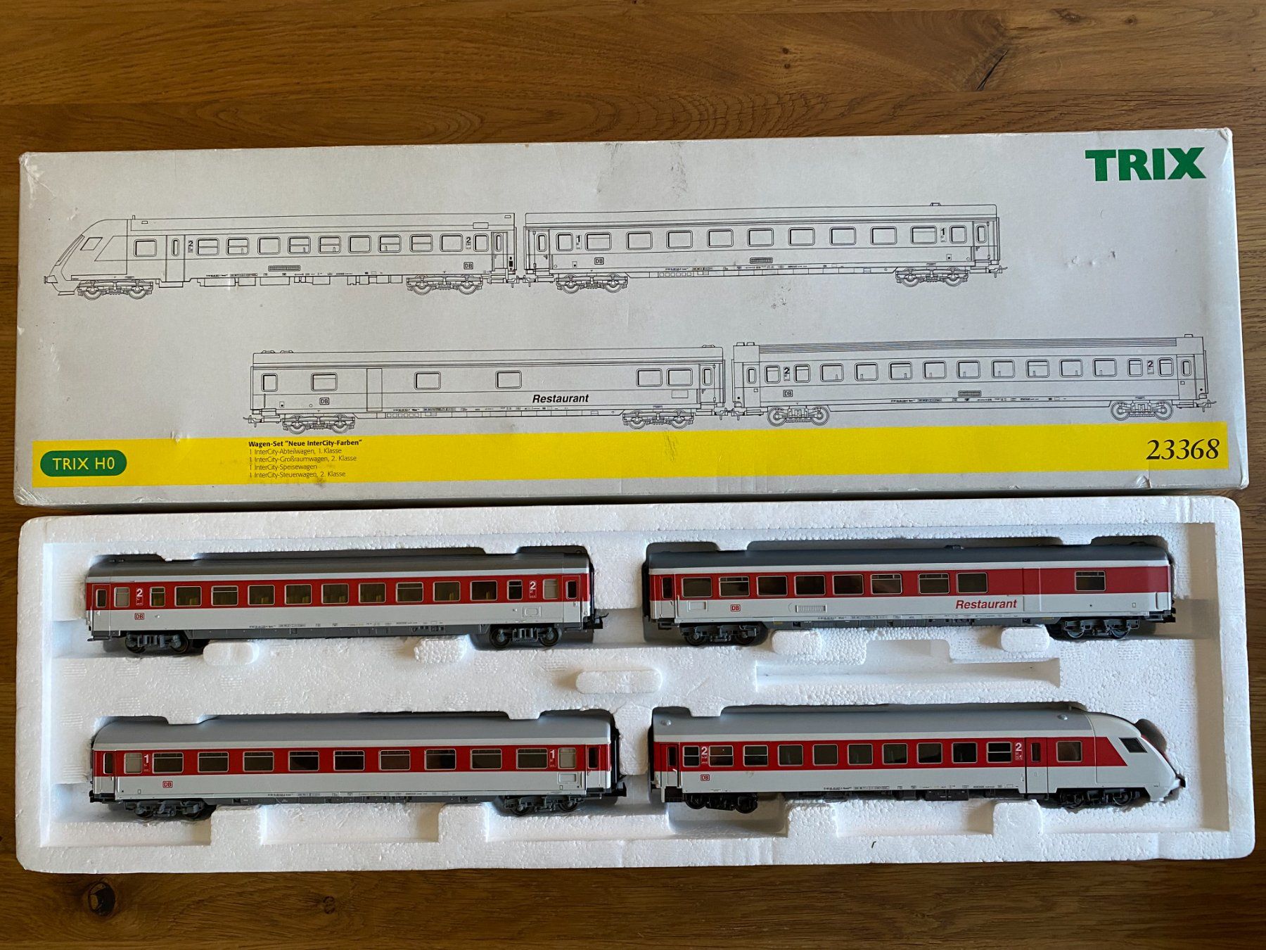 Trix Modellini di ferrovie: Trix IC-Set, 4-teilig mit Steuerwagen – Nuovo (secondo la descrizione) da Bözen venduto da Stefant0 1