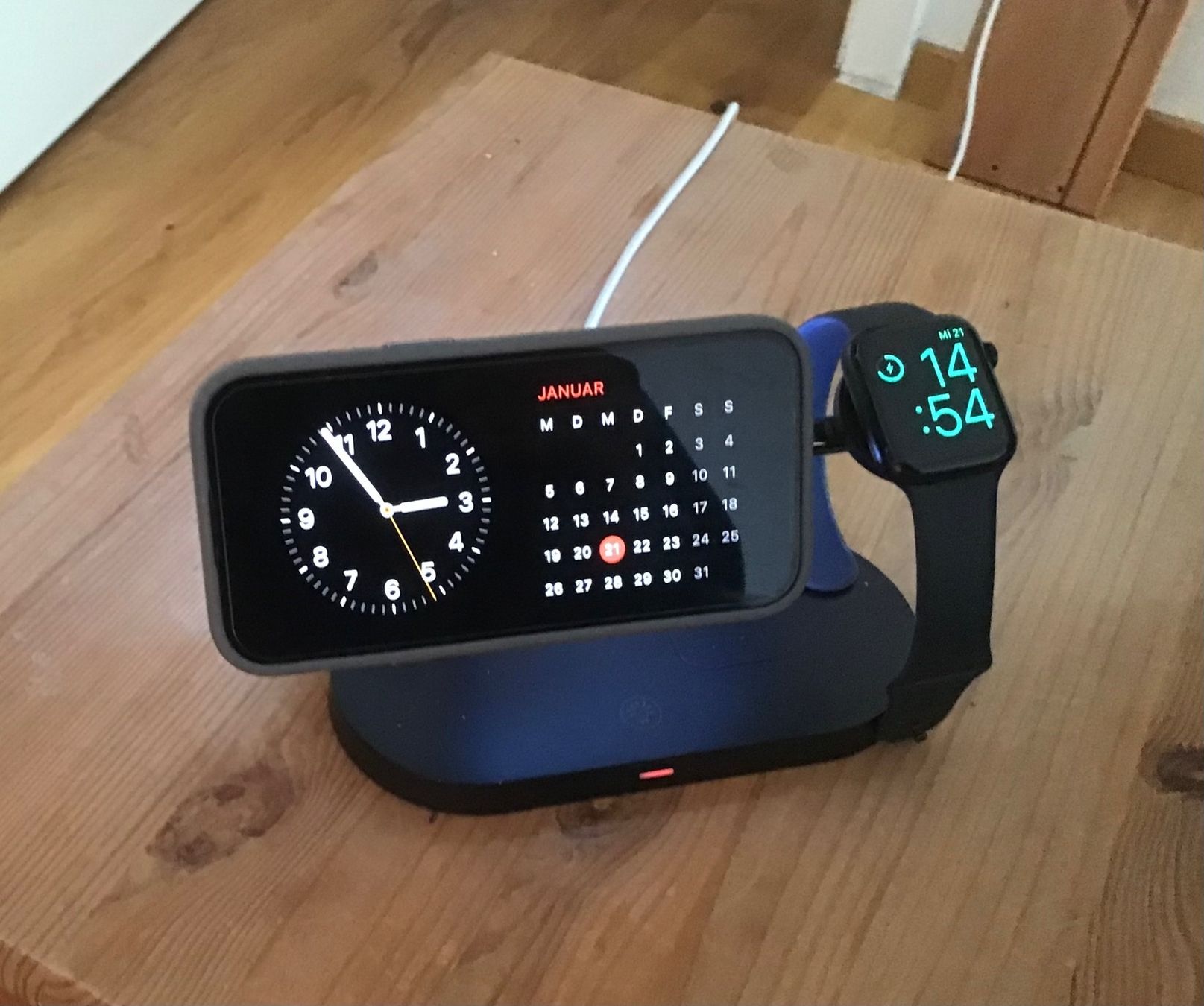 Docking station: 5 in-1 Wireless Charger für iPhone – Nuovo e nell'imballaggio originale da Hohtenn venduto da Again-27