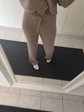 Pantalon tricoté évasé beige SHEIN