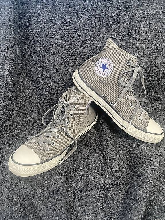 Converse Scarpe da uomo: Converse Grau in Grösse 41.5 – Nuovo (secondo la descrizione) da Herrenschwanden venduto da ale_5ggz