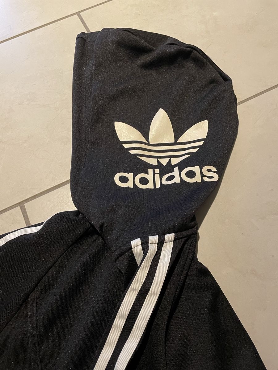 Adidas Jacken: Adidas Trainer Jäckli mit Kapuze – Gebraucht aus Lenzburg von jen_thd8 2