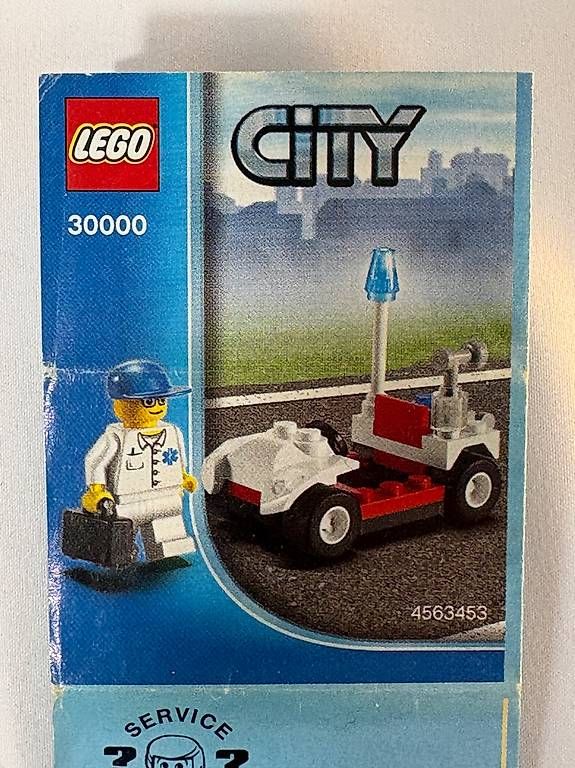 Kit di costruzioni: Lego Arzt mit Auto (30000) – Usato da Zürich venduto da CNM_Ricardo