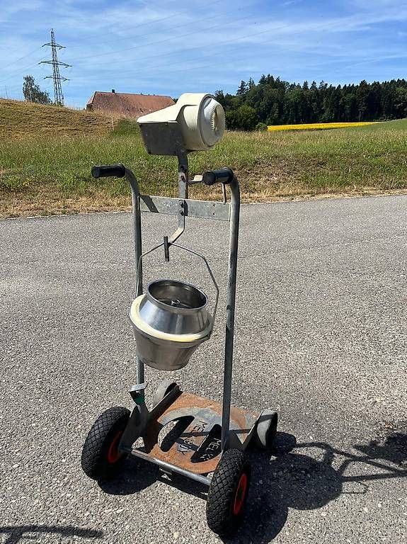 Transportwagen: Milchkannenwagen – Gebraucht aus Höchstetten von Teammelken