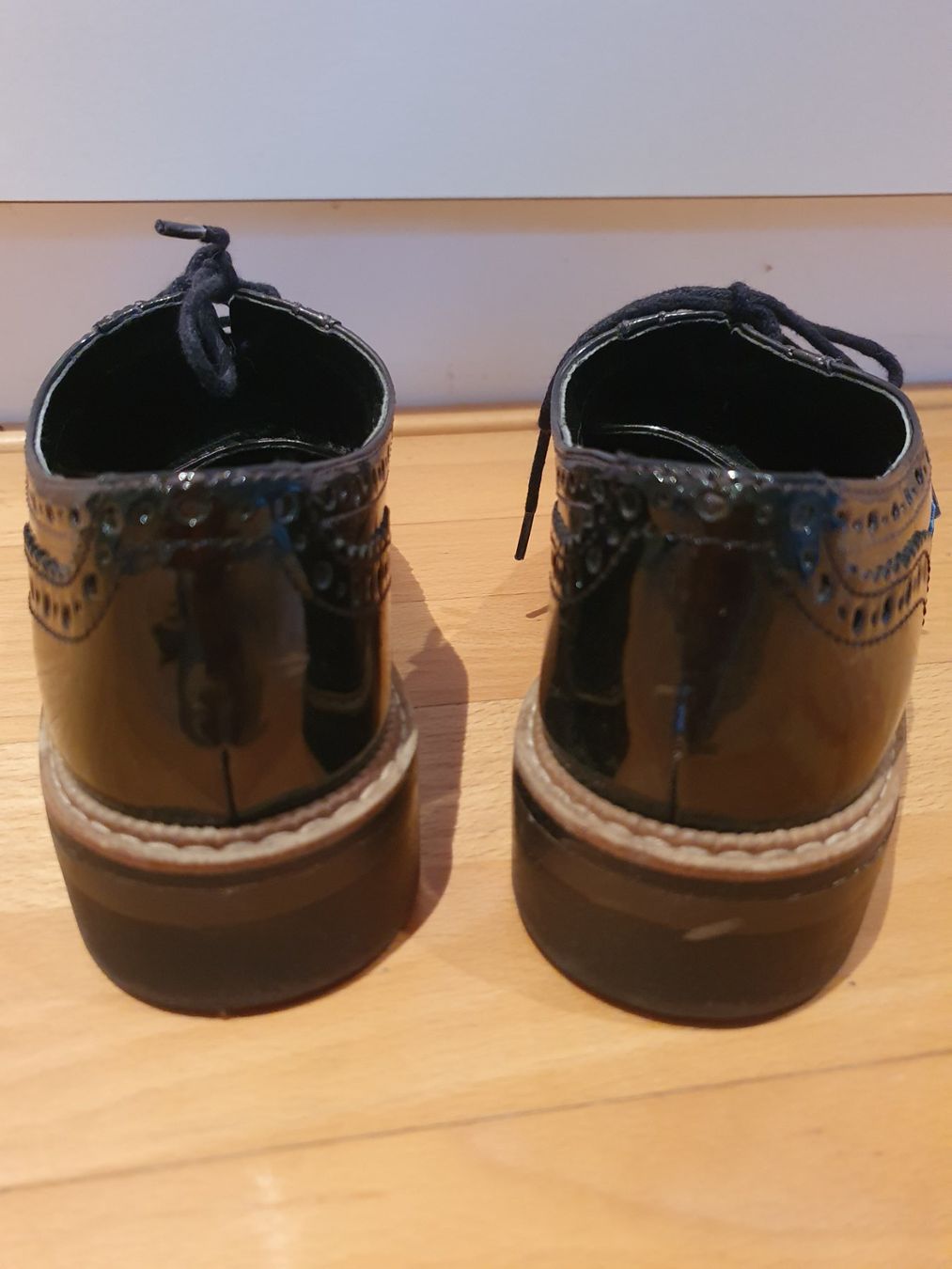 Damenschuhe: Lack Schuhe, dunkelblau, Gr. 37 – Gebraucht aus Kloten von Hektor44 3