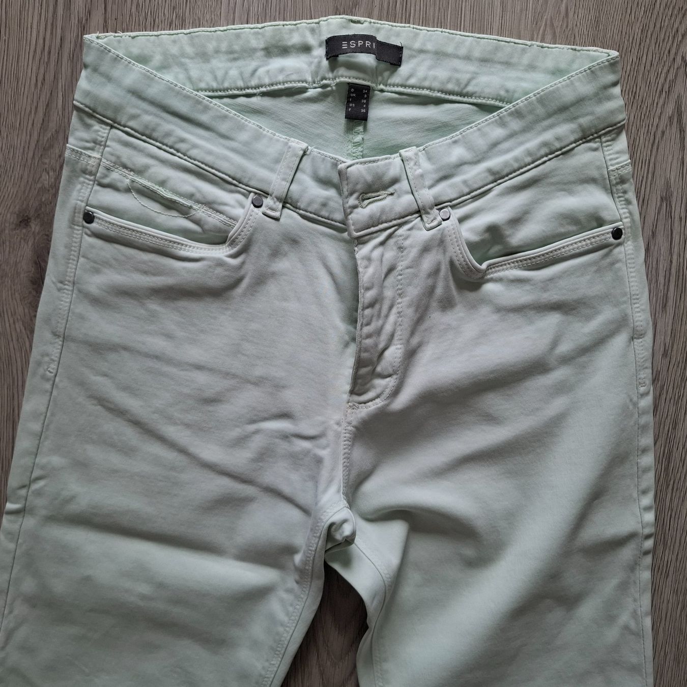 Esprit Jeans: Esprit Jeans, hellgrün, Grösse 34, – Usato da Emmen venduto da Tigerlady 8
