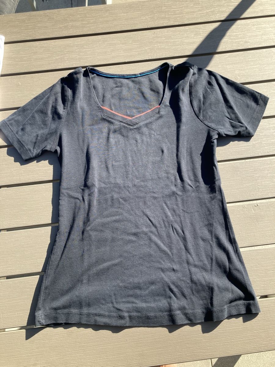 T-shirt: Tshirt  2 Stück – Usato da Kesswil venduto da Branca-01 3