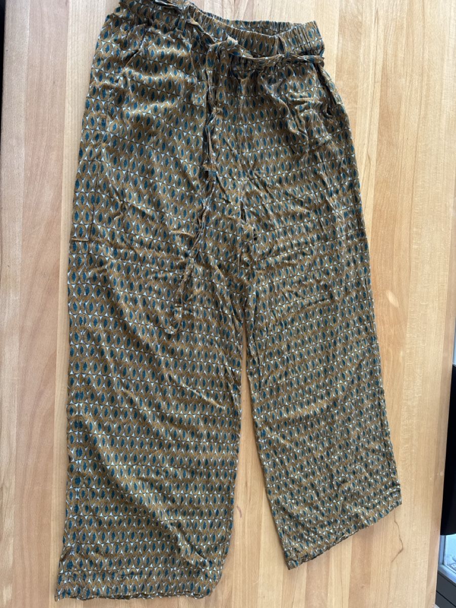 Nile Pantaloni: wunderschöne Sommerhose von NILE – Nuovo (secondo la descrizione) da Birsfelden venduto da ricardazo
