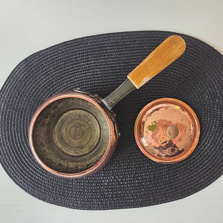 Padelle: Altes Kupferpfännchen mit Deckel – Usato da Zug venduto da Sunshine_113 2