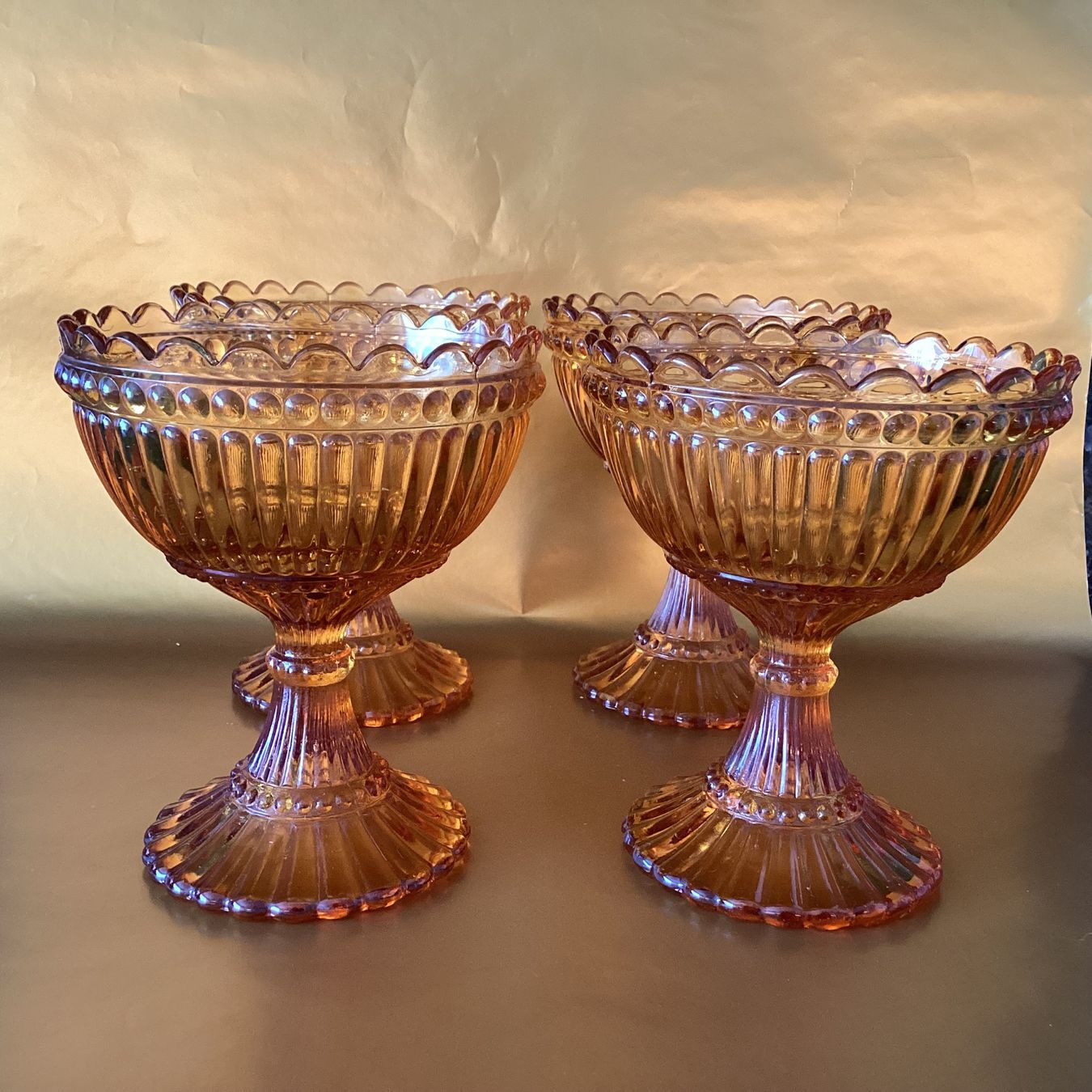 Iittala Bicchieri: Iittala  / 4 Gläser Mariskooli  bernsteinfarbig – Usato da Beinwil am See venduto da kae_gh7c 1