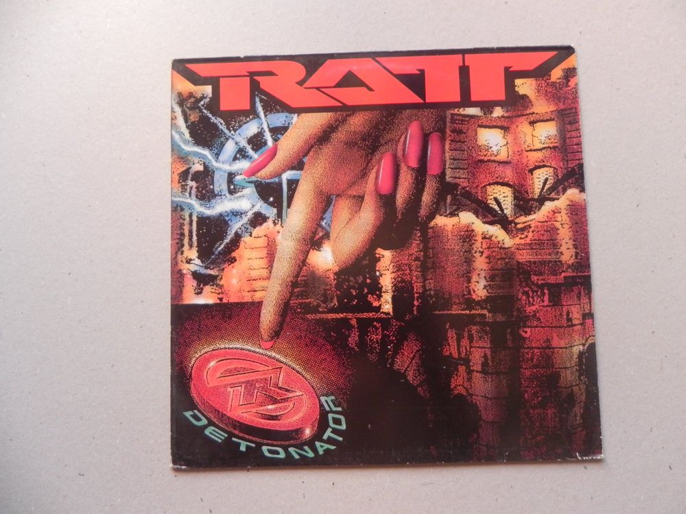 LP USA Glam Hardrock Heavy Metal Band Ratt 1990 Detornator Kaufen auf