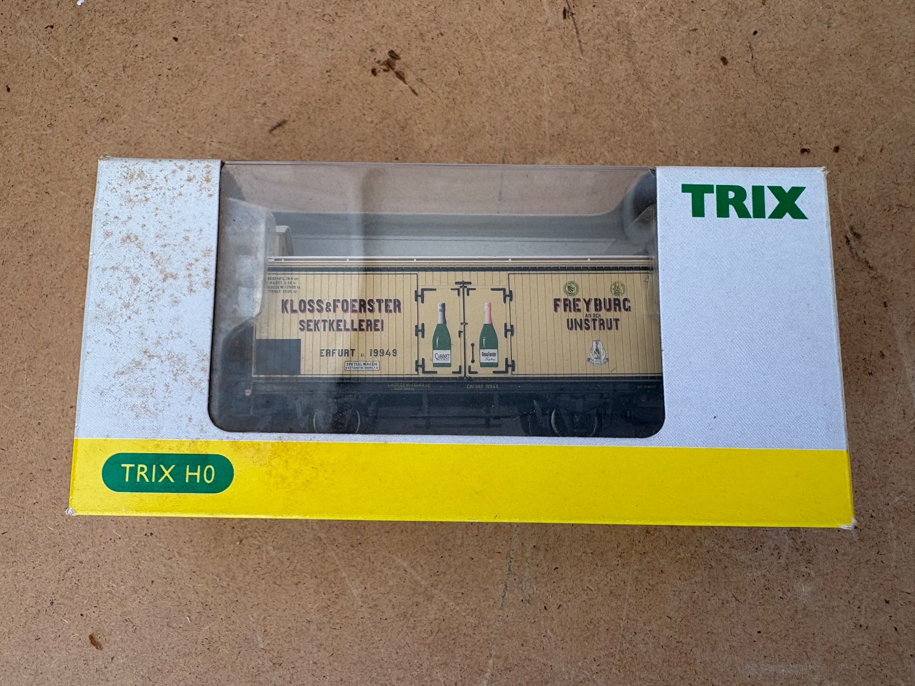 Trix Modellini di ferrovie: Trix 23968 Gedeckter Güterwagen – Nuovo (secondo la descrizione) da Hauterive NE venduto da eriamch 1