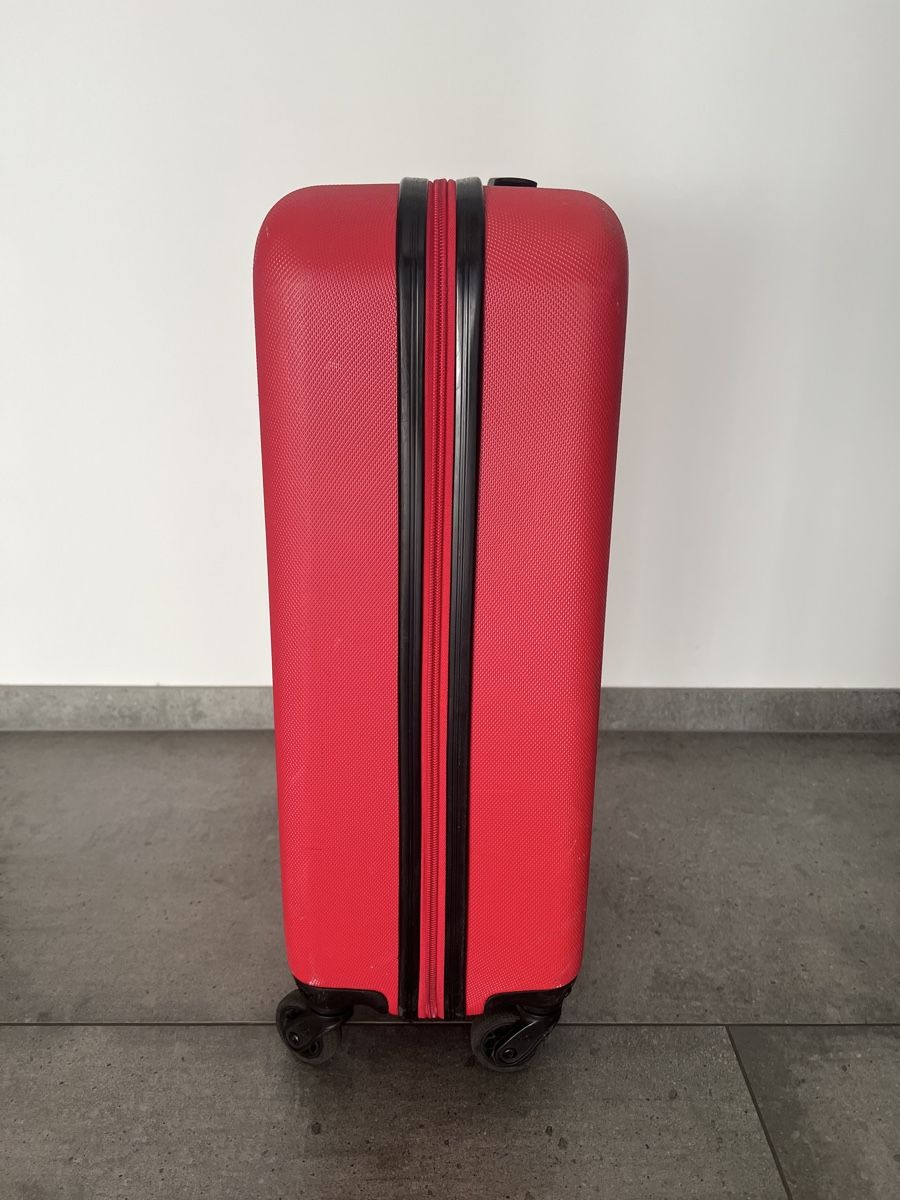 Valigie: Carpisa Cabin Red Trolly – Usato da Cama venduto da UnleashdByAna 4