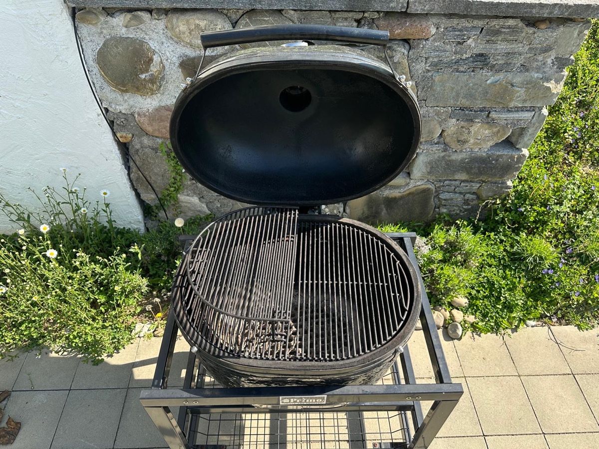 Griglie: Kamado Keramik Grill – Usato da Unterengstringen venduto da adventureandy 2
