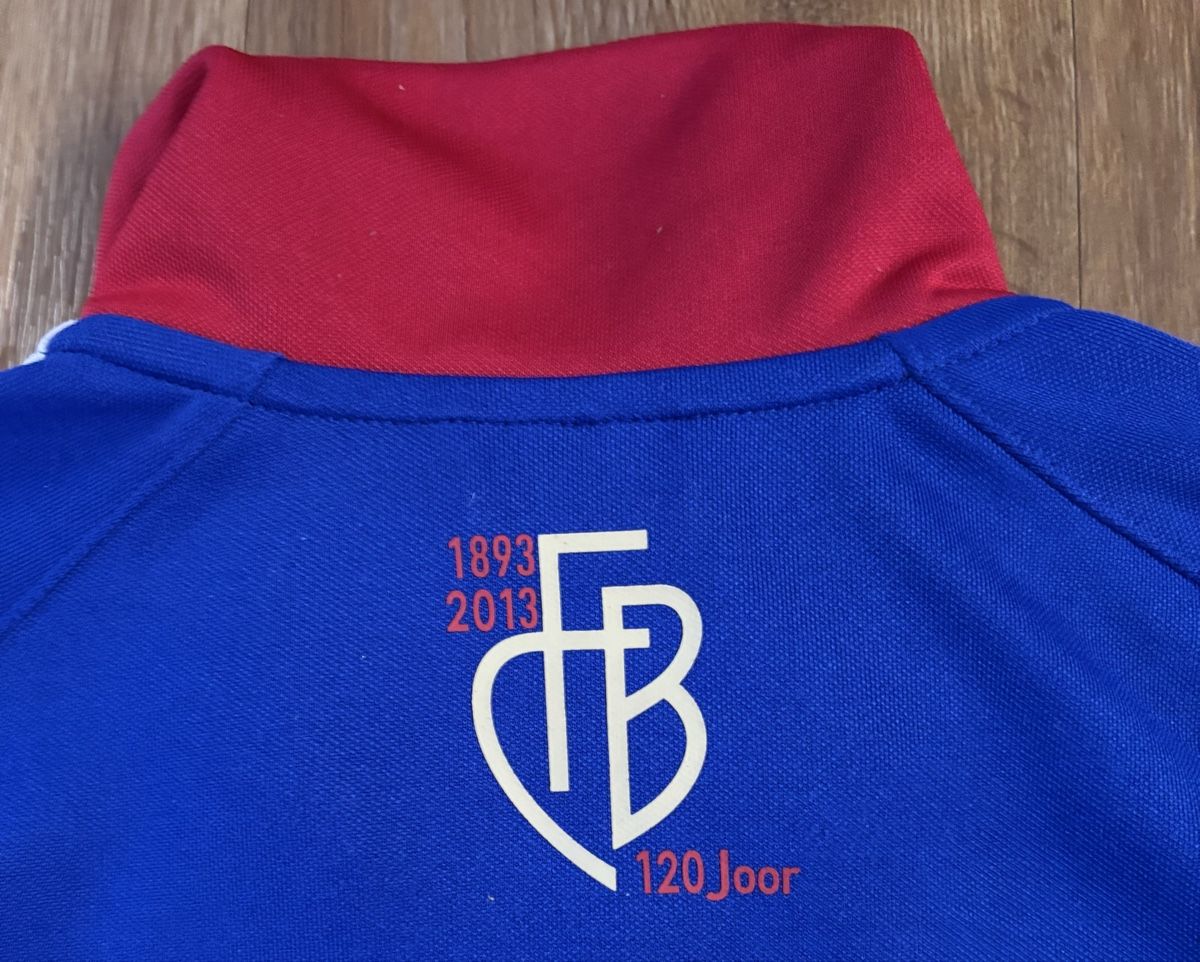 Adidas Giacche: FC Basel Trainerjacke Saison 2013/2014 – Usato da Itingen venduto da Julev 2