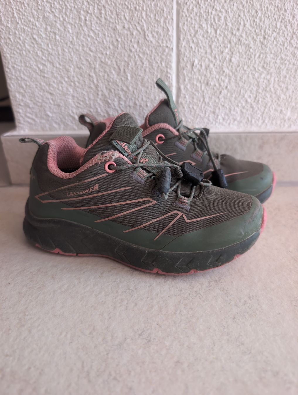 Landrover Scarpe per ragazze: Landrover Wanderschuhe / Trkkingschuhe Grösse 28 – Usato da Alberswil venduto da __colafroeschli__ 2