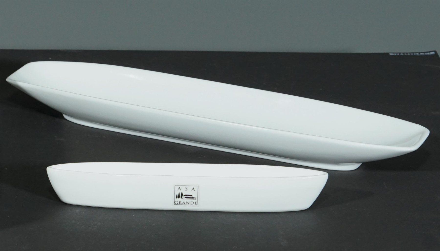 Set di piatti: Olivenschiffchen und Baguette Schale – Usato da Meggen venduto da Brockitare