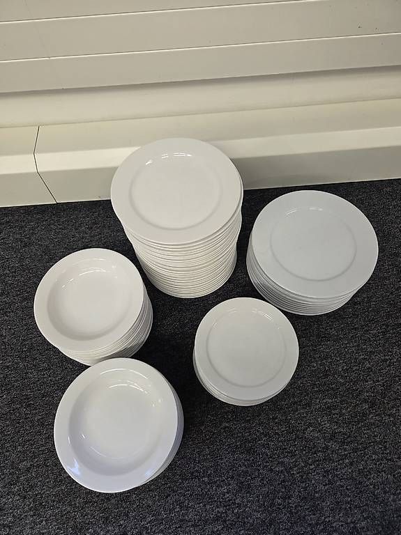 Assiettes: Teller – D'occasion à Itingen par glo_8yp7 1