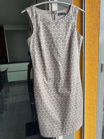 Kleid S.Oliver Gr. 34, gefüttert. Schlichtes, hübsches Kleid