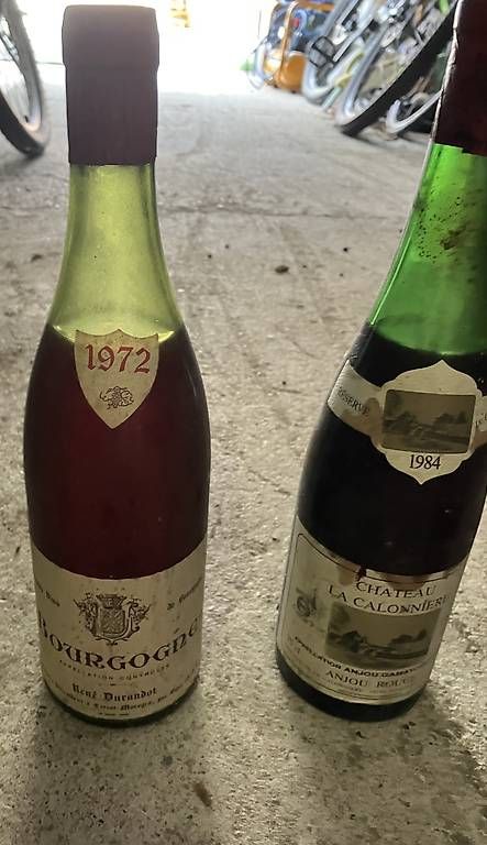 Wein: Bouteilles de vins anciennes  – Gebraucht aus Apples von chr_df5d 1